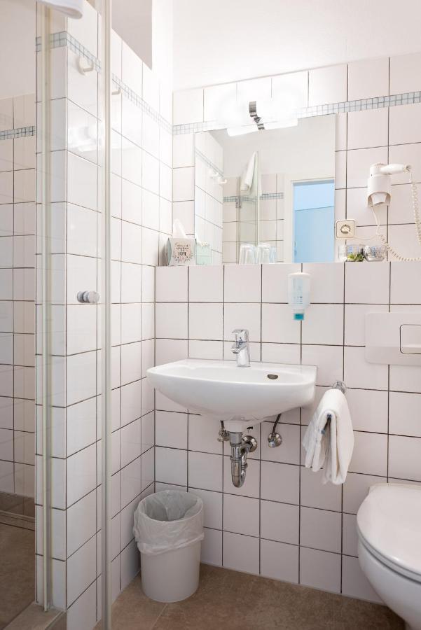 קסנטן Hotel Nibelungen Hof מראה חיצוני תמונה