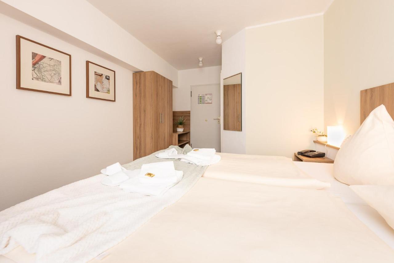 קסנטן Hotel Nibelungen Hof מראה חיצוני תמונה