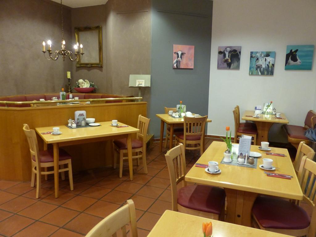 קסנטן Hotel Nibelungen Hof מראה חיצוני תמונה